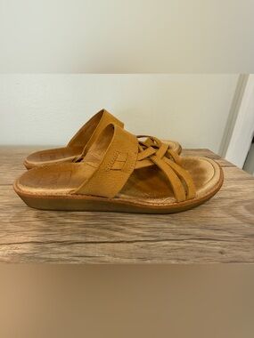 Teva Women's Tan Strappy Leather Slide Sandals